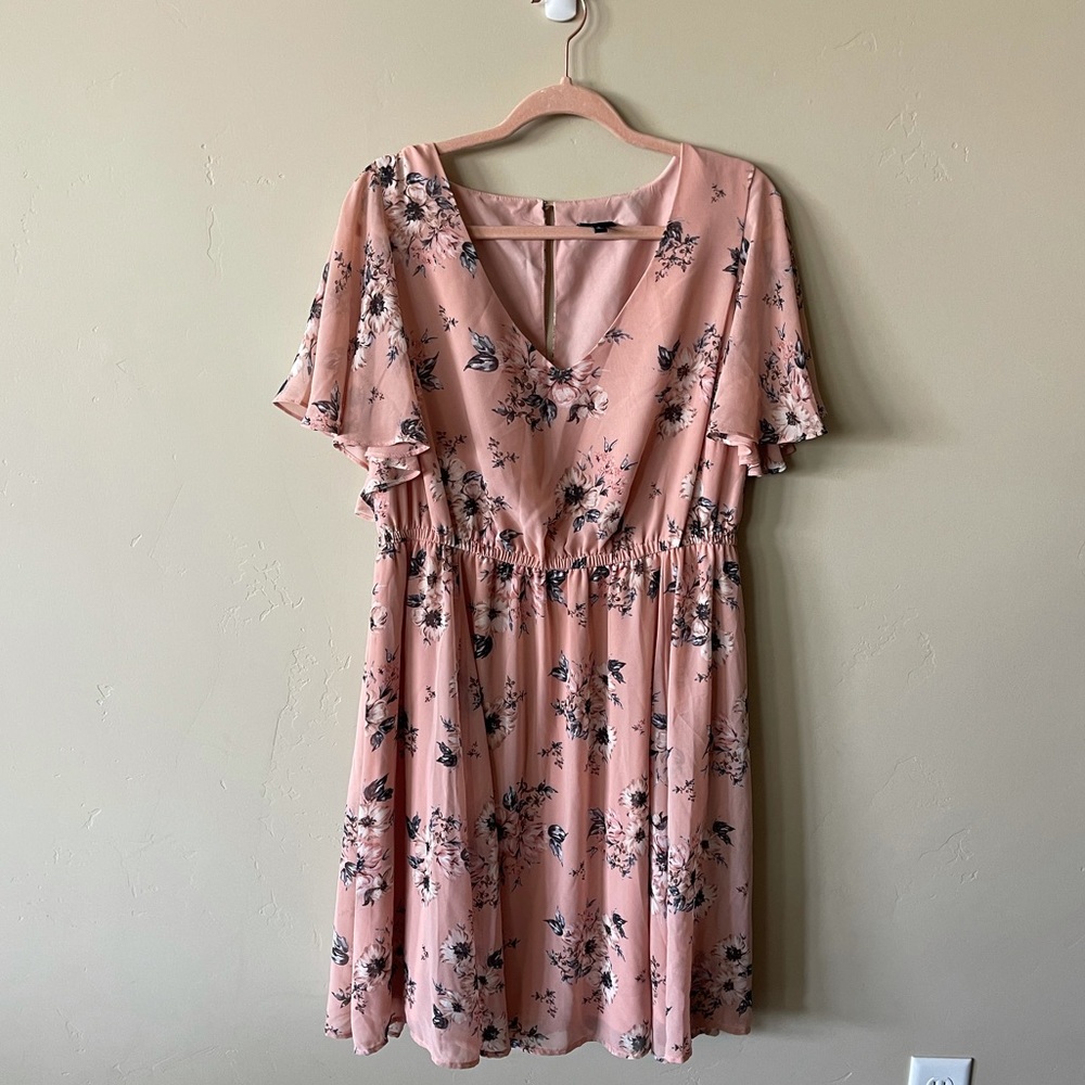 Torrid Flowy Sleeve Synch Waist Dress